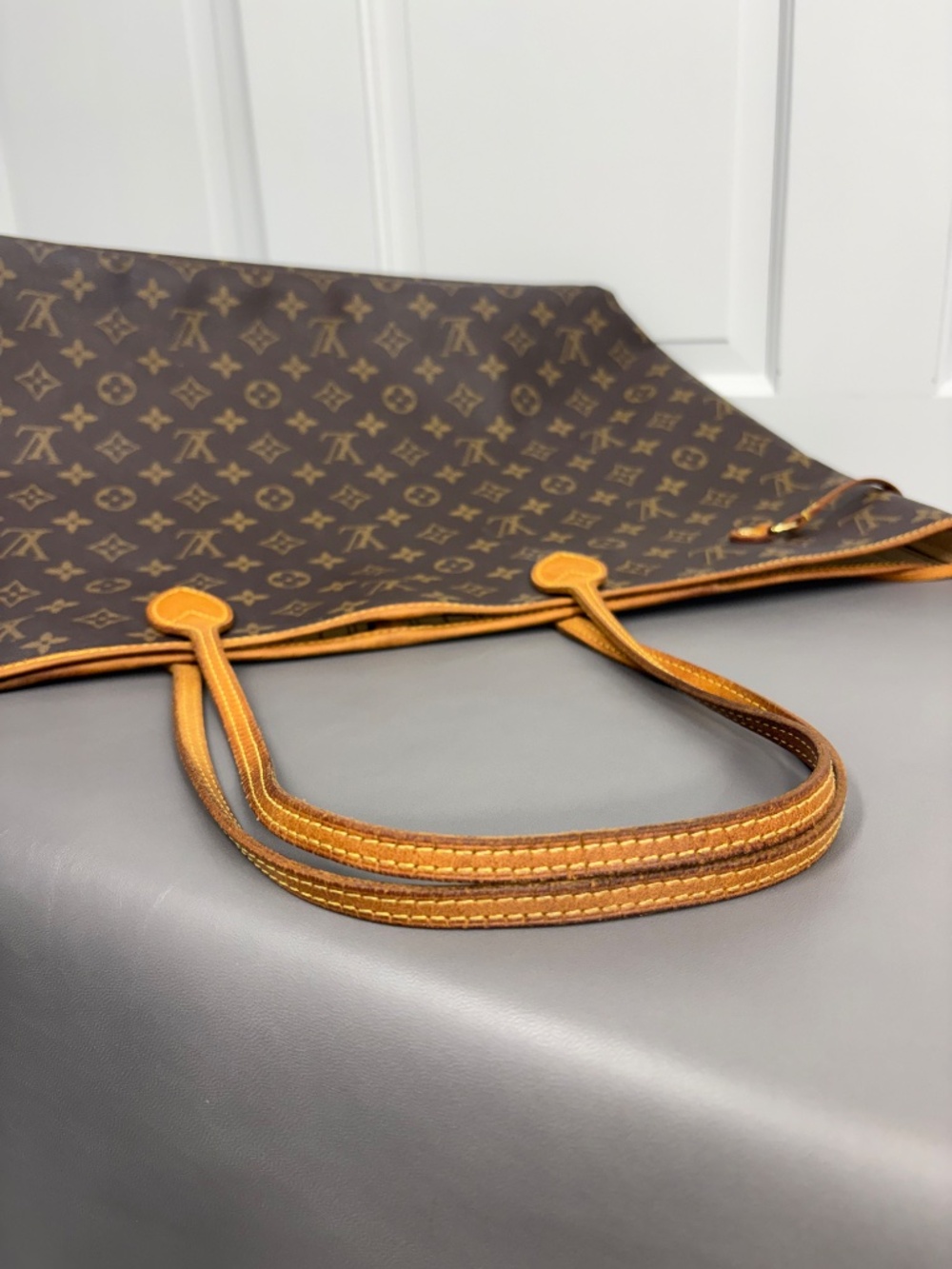 Louis Vuitton Neverfull GM Monogram Canvas - Picture 12 of 13